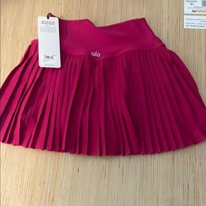 ALO Yoga Women's Bold Pink Skater Skirt